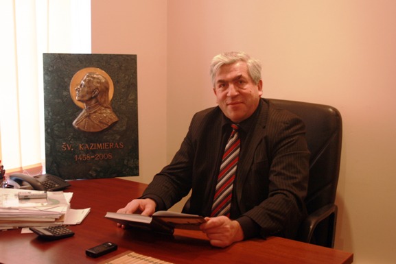 A.Kripaitės nuotr./Kazys Vainoras, vadovaujantis Klaipėdos krašto Kazimierų bendrijai, iš sūnų sulaukė pažado, kad anūkėlis gaus senovinį senelio vardą