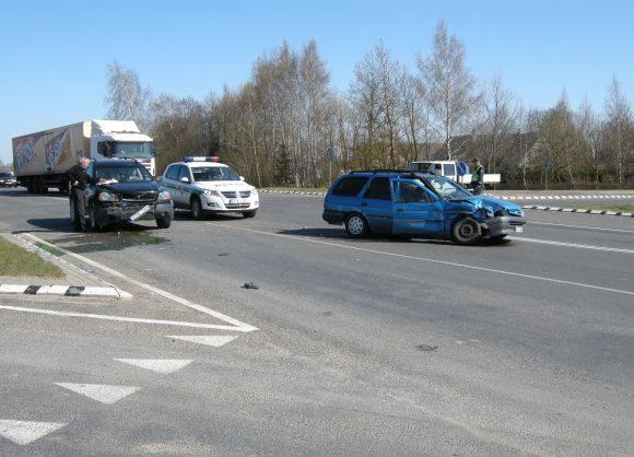 Telaių apskrities VPK nuotr./Ford ir Volvo avarija