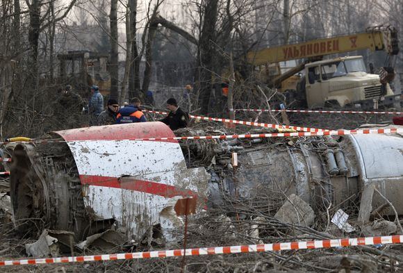 Reuters/Scanpix nuotr./Sudužęs Lecho Kaczynskio lėktuvas