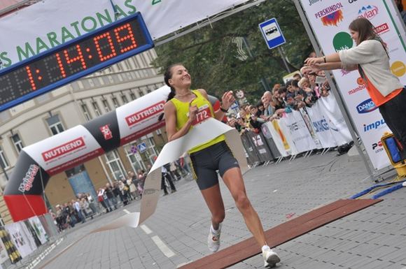 Četkausko nuotr./Moterų grupėje pusę maratono greičiausiai nubėgo Diana Lobačevskė