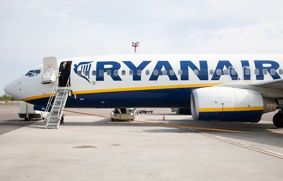 BFL/Tomo Lukaio nuotr./Ryanair kompanijos lėktuvas