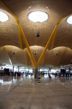 sxc.hu nuotr./Madrido oro uosto terminalas