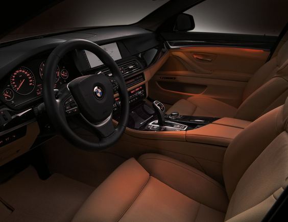 Gamintojo nuotr./BMW 5