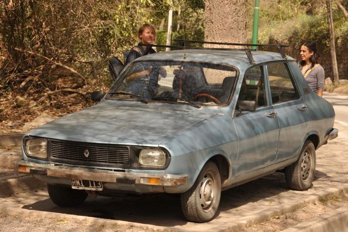 Greitgrisim.lt nuotr./Senasis Renault ir jo savininkė