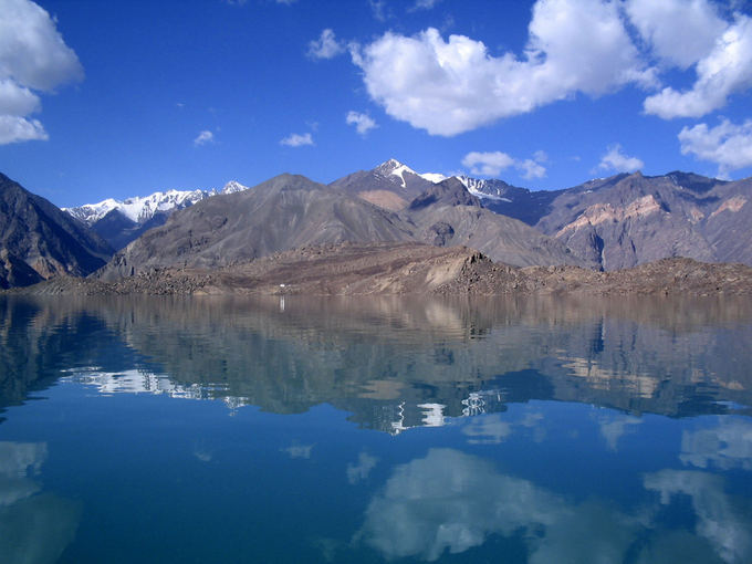 AFP/Scanpix nuotr./Sarezo ežeras Tadžkistane