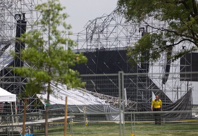 AFP/Scanpix nuotr./Sugriuvusi scena