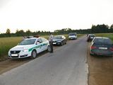 Policijos nuotr./Netikėtas policijos reidas `alčininkų rajone