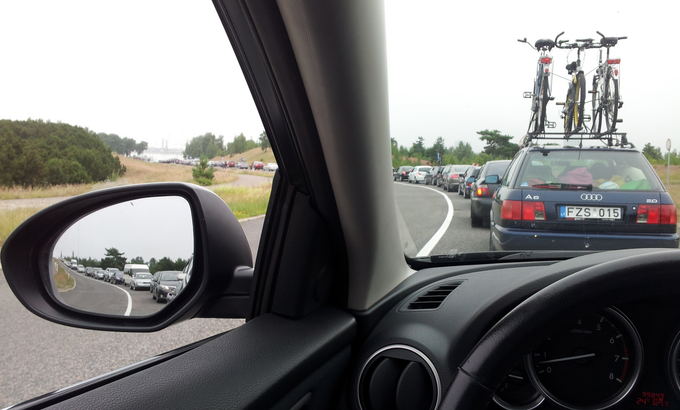 Skaitytojo Lino K. nuotr./Automobilių virtinė