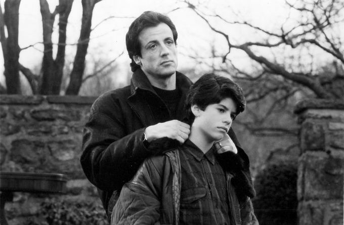 Reuters/Scanpix nuotr./Sylvesteris Stallone su sūnumi Sage'u filmo Rocky V filmavimo metu (1990 m.)