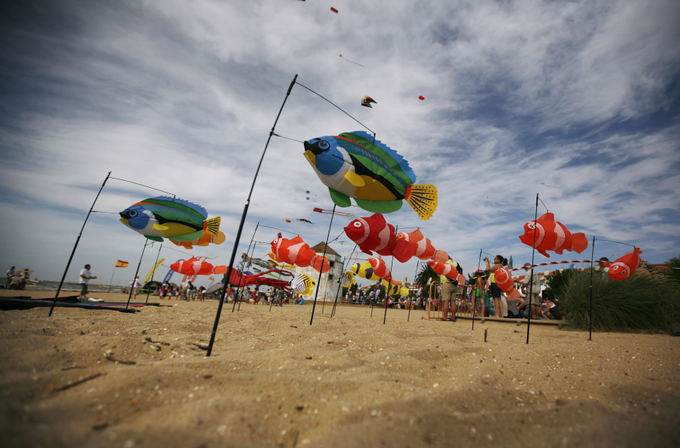 Reuters/Scanpix nuotr./Aitvarų festivalis Lisabonoje Reuters