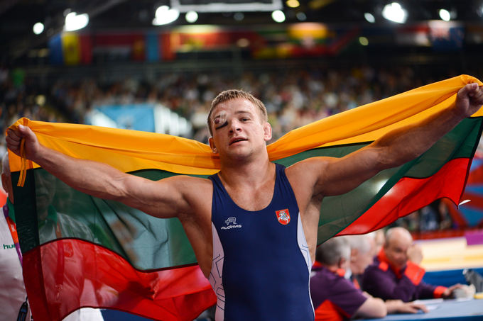 Fotodiena.t/Roberto Dačkaus nuotr./Aleksandr Kazakevich victorious after the winning match