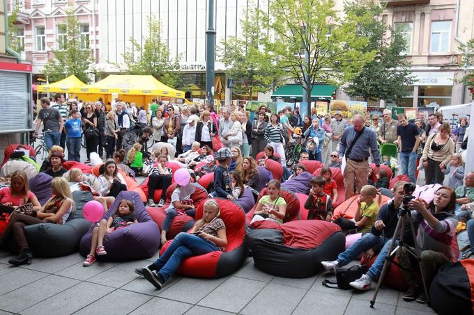 Irmanto Gelūno/15min.lt nuotr./Sostinės dienos Vilniaus centre užkūrė aventiaką aurmulį.