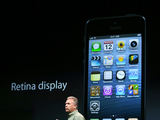 AFP/„Scanpix“ nuotr./Pristatytas išmanusis „iPhone 5“ telefonas