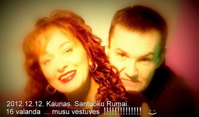 Facebook nuotr./Džordana Butkutė ir Elegijus Strasevičius savo vestuvių datą pakelbė socialiniame tinkle