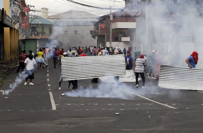 Reuters/Scanpix nuotr./Protestai Panamoje