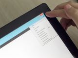 Irmanto Gelūno/15min.lt nuotr./„Windows 8“ darbalaukio versija planšetinių kompiuterių savininkus „pjauna“ mažomis ikonomis, užrašais ir mygtukais