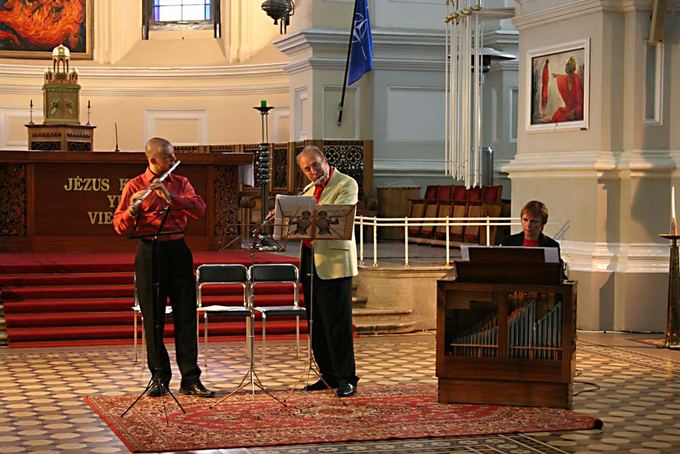 Organizatorių archyvo nuotr./Williamas Bennettas, Giedrius Gelgotas, Dalia Jatautaitė