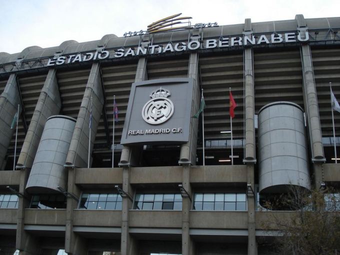 Vaidoto Riaukos nuotr. /Santiago Bernabeu stadionas  Madrido Realo namai
