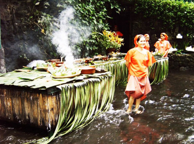 Wikimedia.org nuotr./Nauja kelionių patirtis  Krioklio restoranas Filipinuose