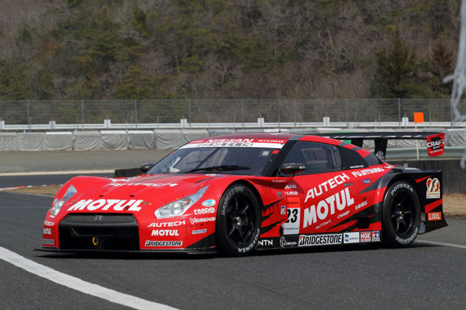 Gamintojo nuotr./Nissan Motul Autech GT-R