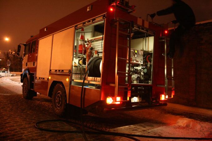Aurelijos Kripaitės/15min.lt nuotr./Ugniagesių ekipažas Sukilėlių gatvė.