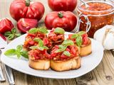 Fotolia nuotr./Pomidorų pestas