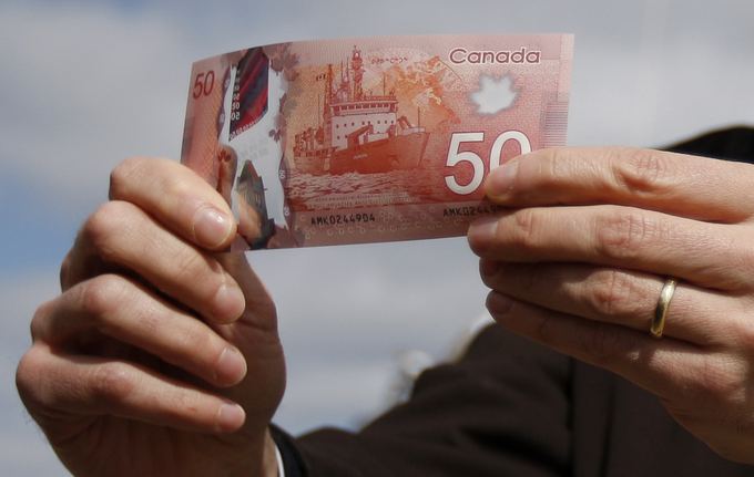 Reuters/Scanpix nuotr./Naujasis 50 Kanados dolerių banknotas