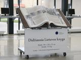 Vadimo Simutkino (`iaulių naujienos) nuotr./The biggest book in Lithuania