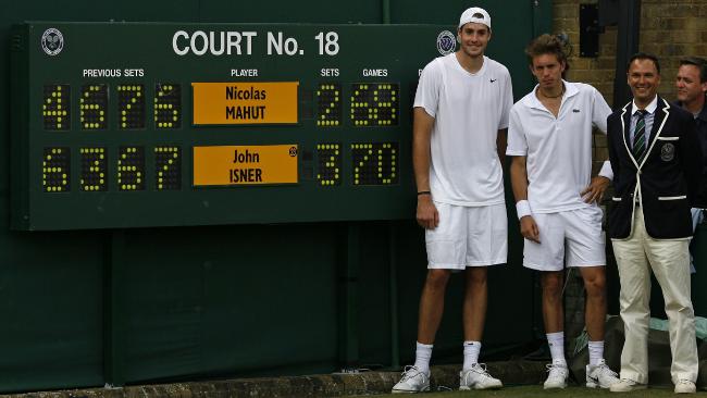 Sportland nuotr./Johnas Isneris ir Nicolas Mahut'as