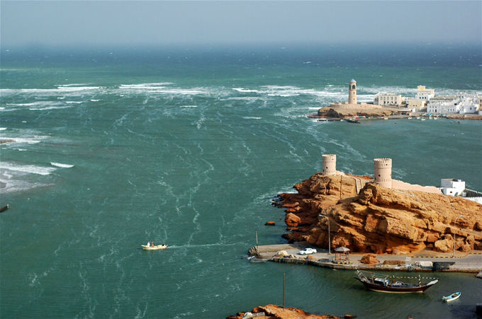 wikimedia.org nuotr./Suro pakrantė Omane