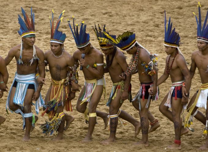 Linksmos ir uždegančios braziliakos kavos tradicijos