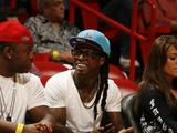 „Sportland“ nuotr./Lil Wayne su „VANS Authentic“