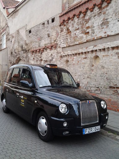 Pro Rent Car nuotr./UAB Pro Rent Car įvairioms progoms nuomoja gražuolius juodus Londono taksi.