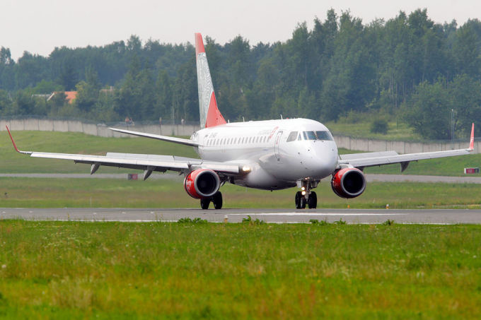 Augusto Didžgalvio nuotr./Air Lituanica lėktuvas Embraer 170