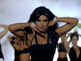 Kadras iš „YouTube“/Priyanka Chopra vaizdo klipe „Exotic“