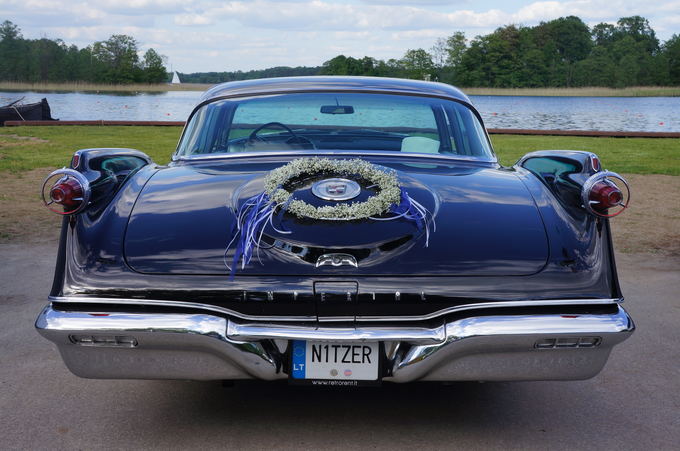 (Retrorent.lt nuotr.)/1960 m. Chrysler Imperial