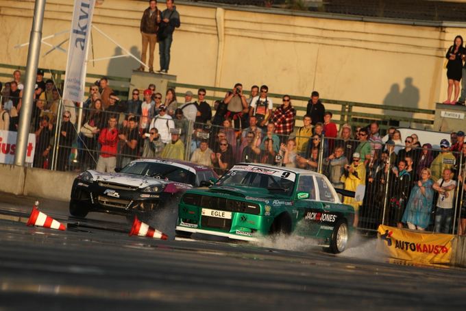 Andriaus Lauciaus nuotr./Drift Allstars poriniai važiavimai