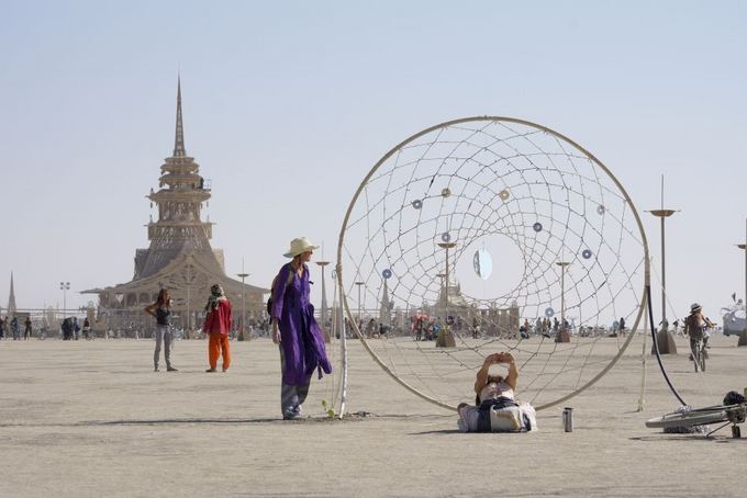 Burning man LT nuotr./2012 m. Ievos Marijos Dautartaitės instaliacija Sapnų gaudytojo sapnas