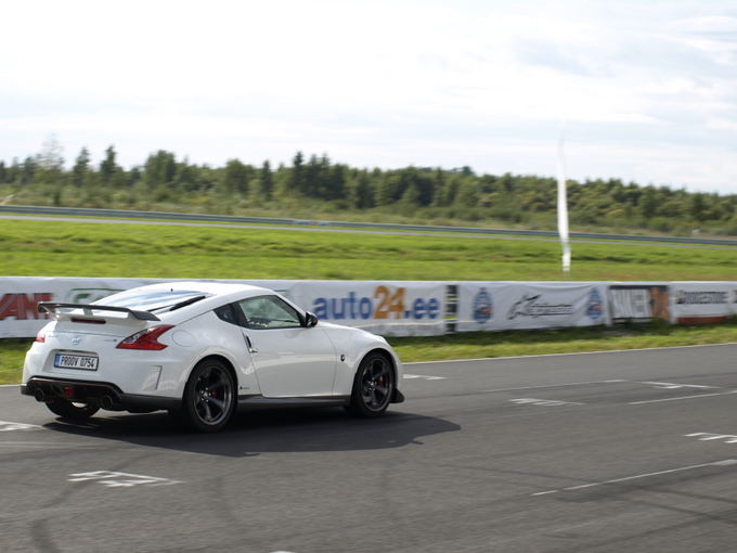 (Sauliaus Rinkevičiaus/15min.lt nuotr.)/Nissan 370Z Nismo