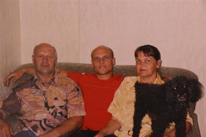 I.Podelio/Sekunde.lt nuotr./Dainius Miliukas su tėvais