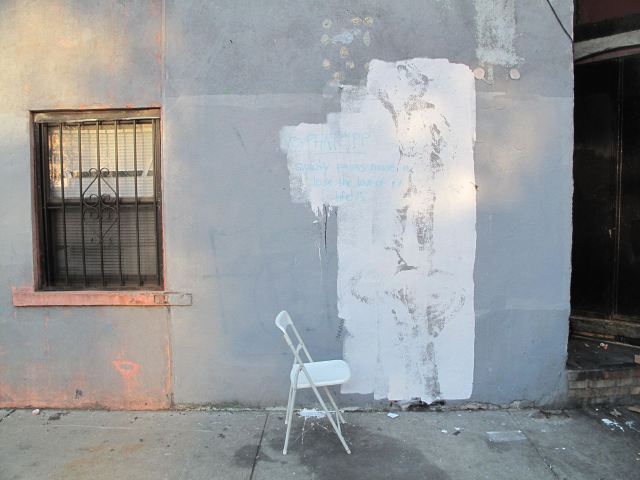 thelodownny.com nuotr./Taip dabar atrodo siena, ant kurios buvo Banksy grafitis