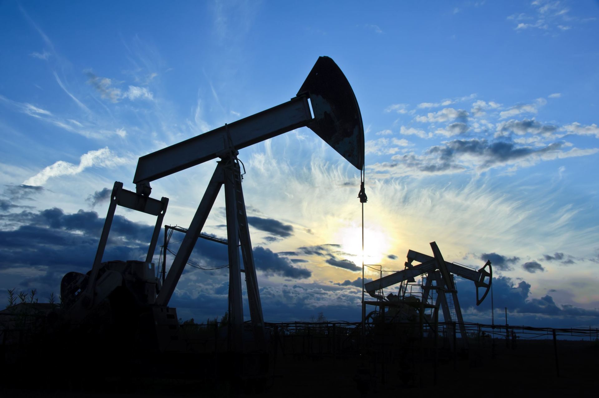 kainų veiksmų žalios naftos prekybos strategija darbo birza klaipeda