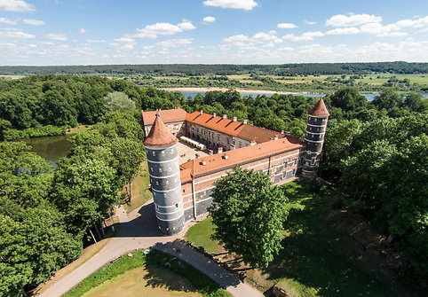 Panemunės Pilis – Vienintelė Mūrinė Pilis Lietuvoje, Kurioje Galite ...