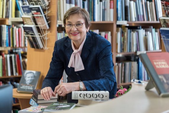 Photo from the library archive / Bronislava Lauciuvienė, head of the library