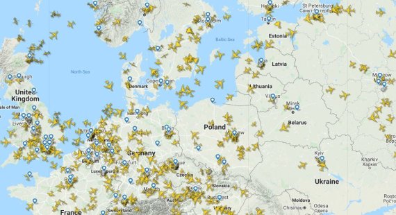 flightradar24.com illustr./Wednesday, April 29. 2 p.m. There are only a few planes in Lithuanian airspace