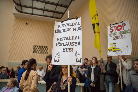 Marius Vizbaras / 15min photo / The community of Šančiai, who rebelled against the new path, came to the presentation of the project