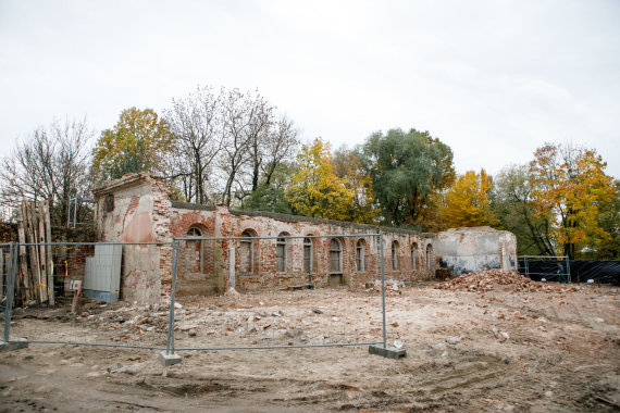 Erik Ovcharenko / 15min photo / Building on Vilties street