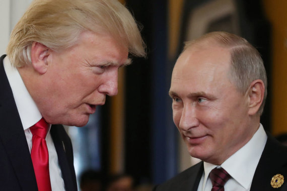  AFP / "Scanpix" nuotr./ Donaldas Trumpas ir Vladimiras Putinas 