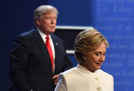 AFP / Scanpix Photo / Donald Trump and Hillary Clinton in the last presidential debate