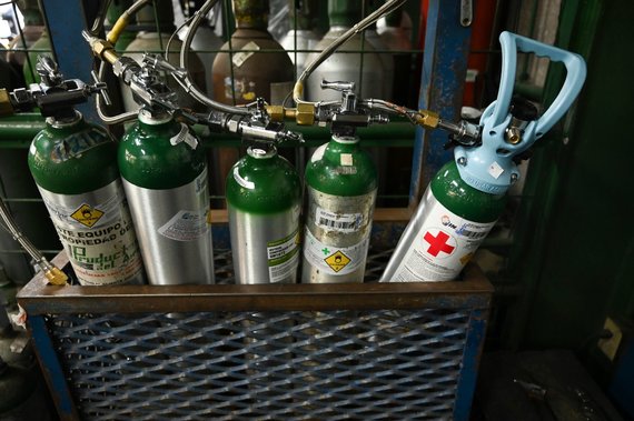 AFP / Scanpix Photo / Oxygen Cylinders